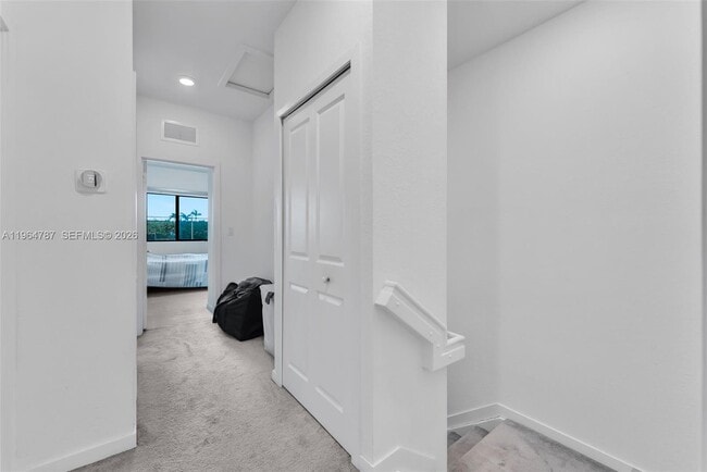 Building Photo - 13360 Tropical Ave