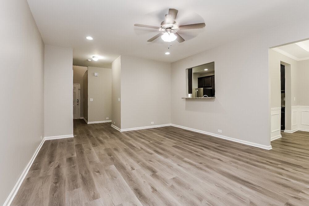 Building Photo - 4038 Lake Manor Way