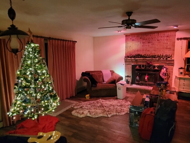 Building Photo - 198 Bryans Rd