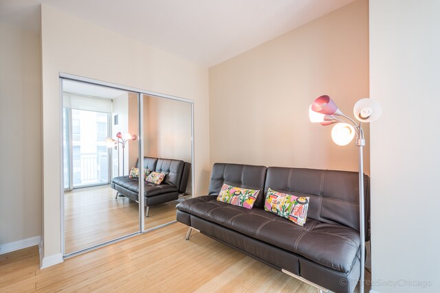 Building Photo - 421 W Huron St