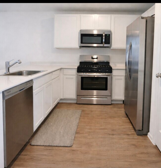 Building Photo - 9018 Burnet Bay Ct