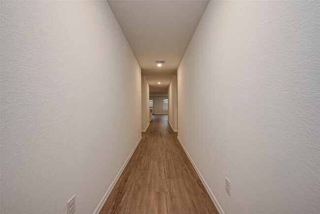 Building Photo - 27123 River Birch Ridge Dr