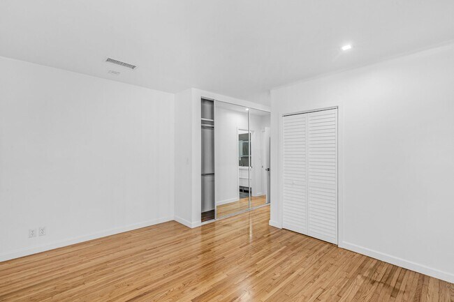 Building Photo - 3620 Tuller Ave