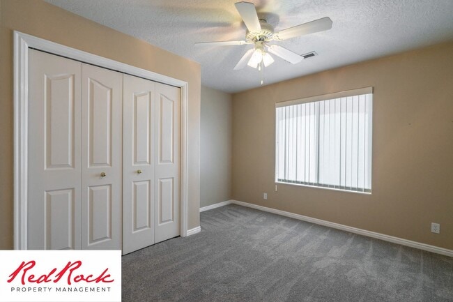 Building Photo - 3 Bed 2 Bath Home in Ivins with Views of Red Mountain