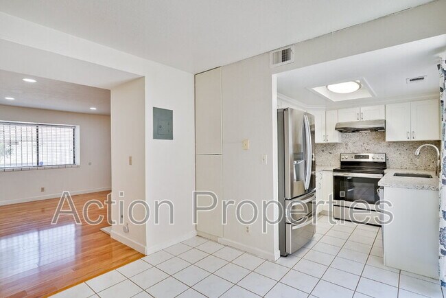 Building Photo - 4010 Shanj Ct