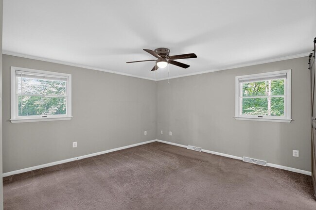 Building Photo - 4104 Green Spring St