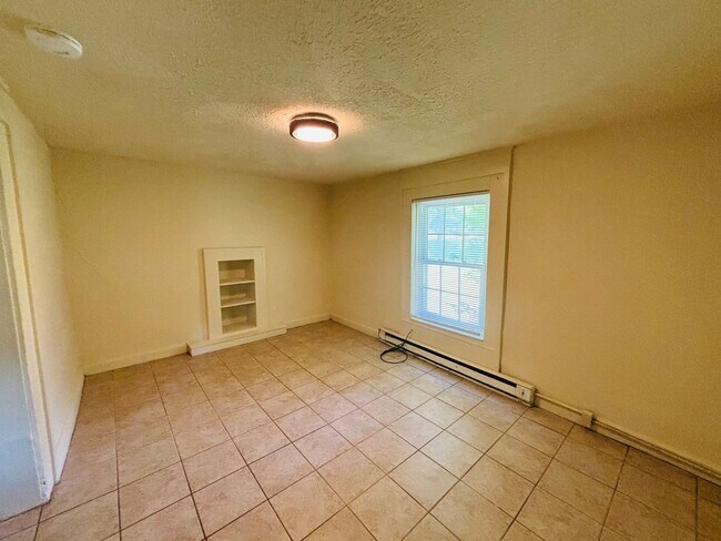 Building Photo - 4201 Prices Fork Rd