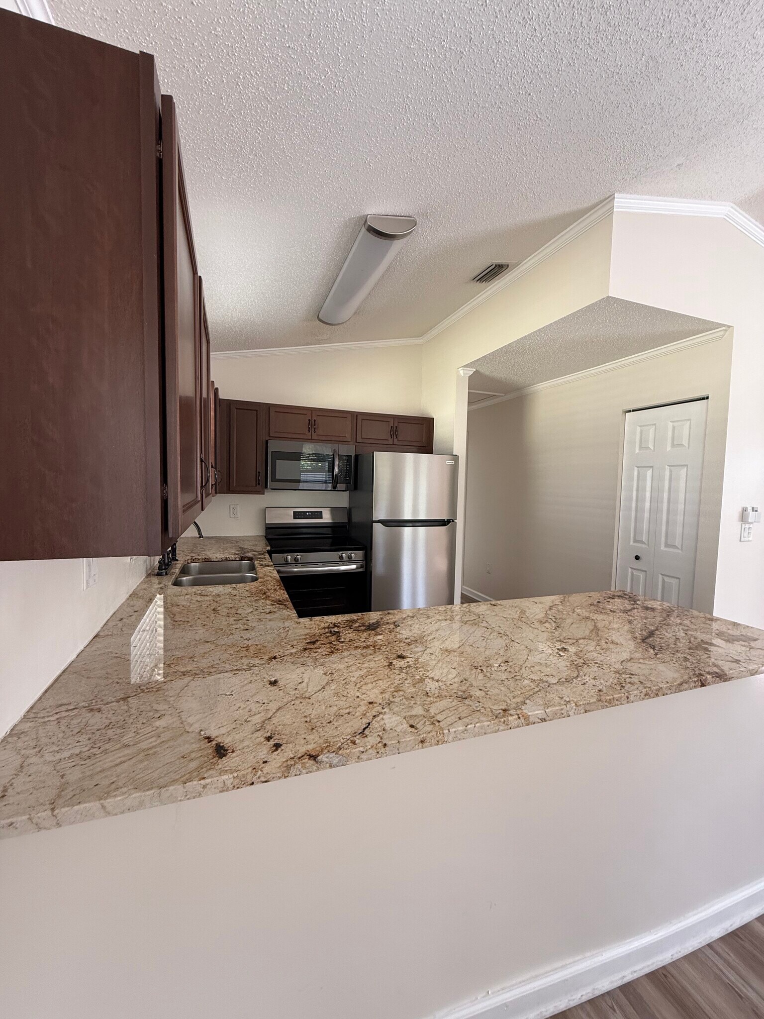 Building Photo - 115 58th St E