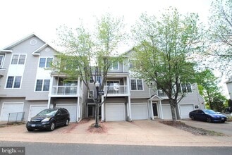 Building Photo - 12823 Fair Briar Ln