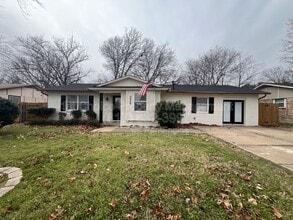 Building Photo - 5929 Gayle Dr