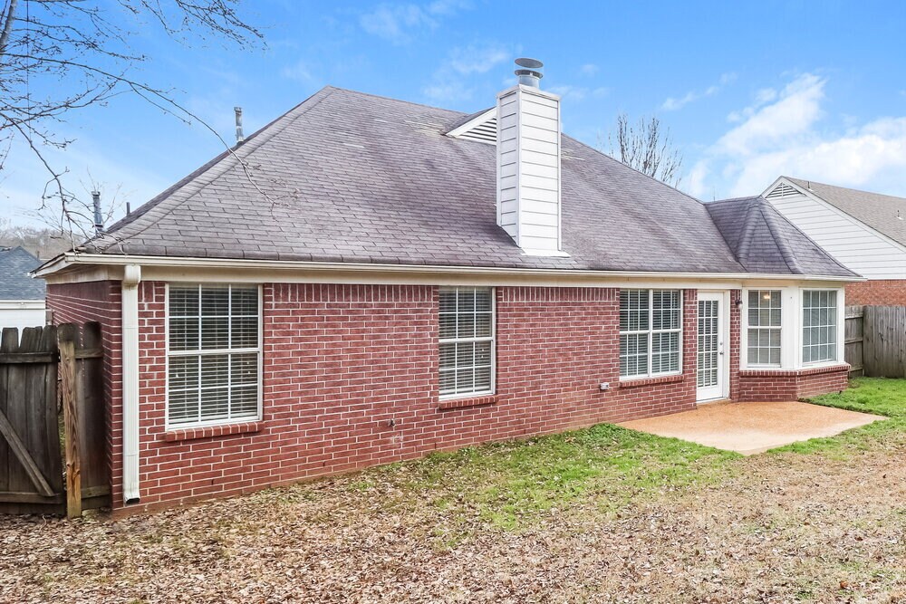 Building Photo - 1015 Jessica Lauren Dr