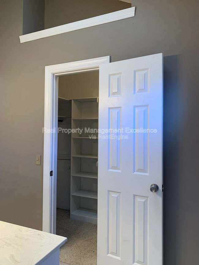 Building Photo - 2605 Diamondhitch Trail