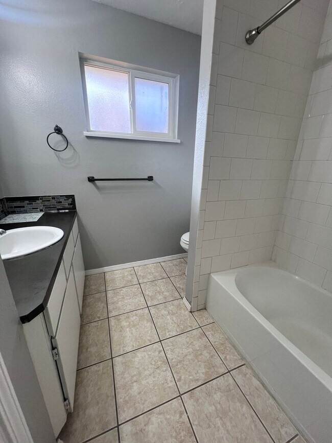 Building Photo - 5017-5019 Bannock Hwy