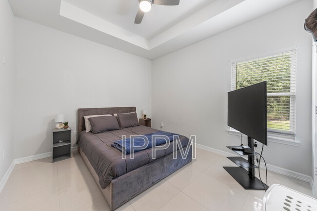 Building Photo - 1622 Helena Dr