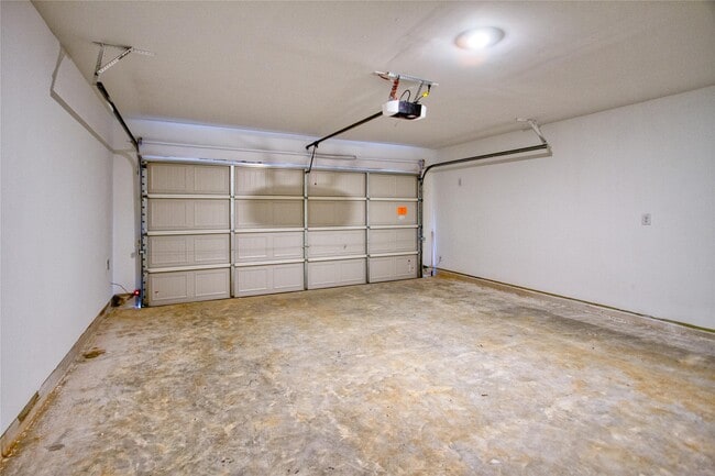 Building Photo - 1551 Sunset Ridge Dr