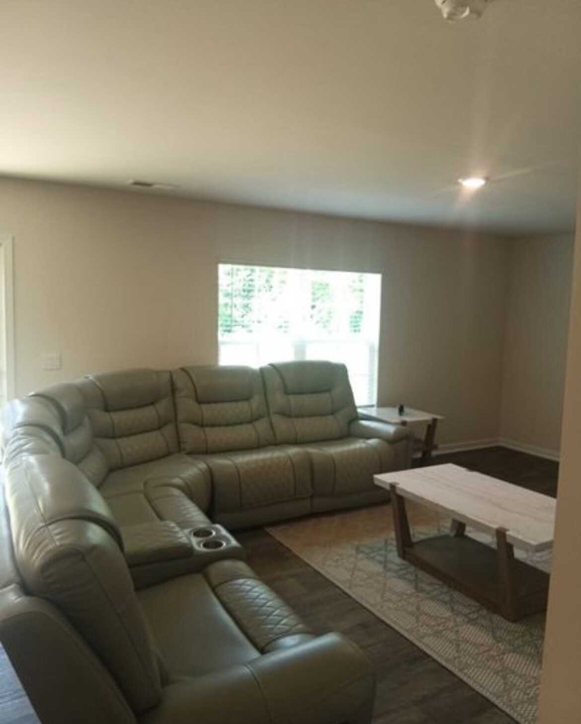Building Photo - 271 Lilys Pl