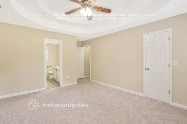 Building Photo - 300 Birch Creek Cir