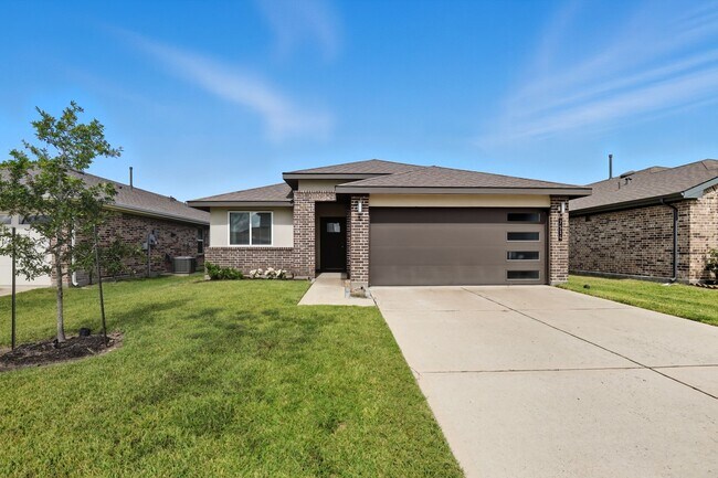 Primary Photo - 7514 Rainham Valley Ln