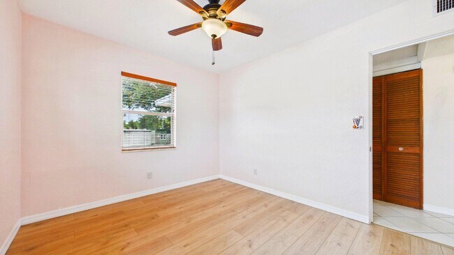 Building Photo - 5261 48th Terrace N
