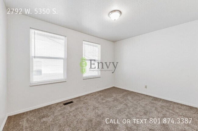 Building Photo - 2792 W 5350 S