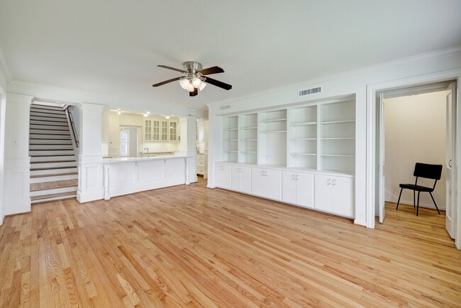 Building Photo - 1950 Lexington St