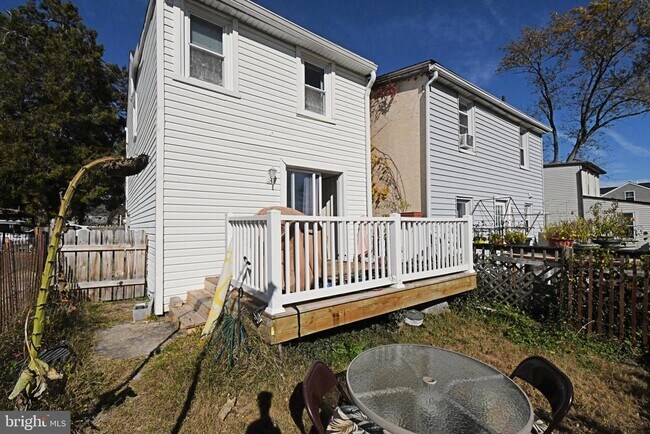 Building Photo - 2 High St