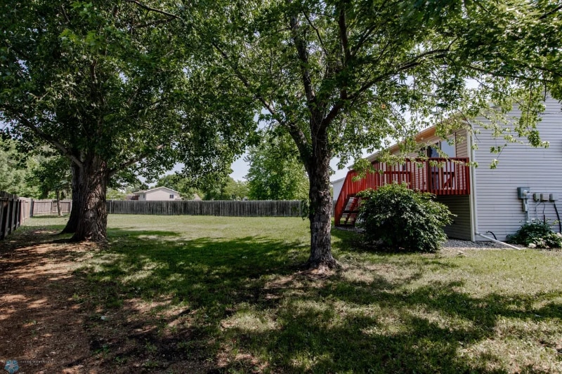 Building Photo - 715 49th St S