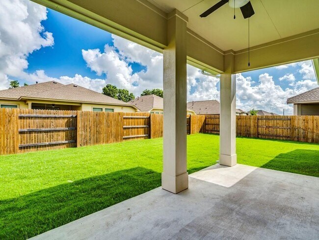 Building Photo - 270 Rimrock Ct