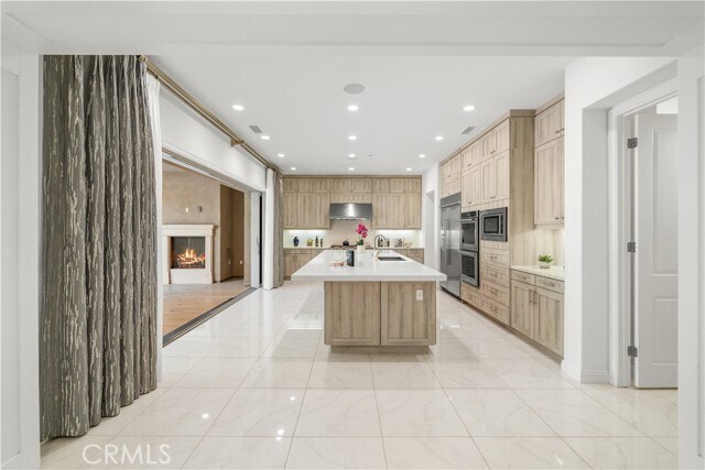Building Photo - 1151 Summit Oak Dr