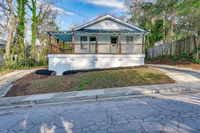 Building Photo - Cozy Home in Columbia's Downtown Core - Unit A