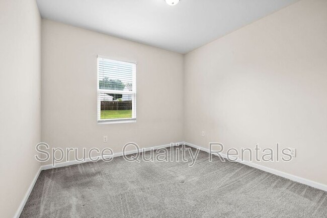 Building Photo - 3501 Strawberry Patch Row