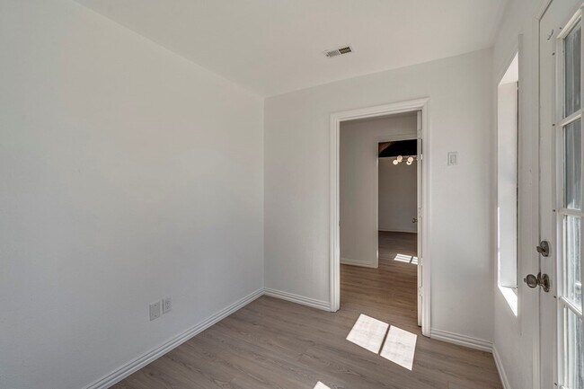 Building Photo - 3113 Brett Jackson Dr