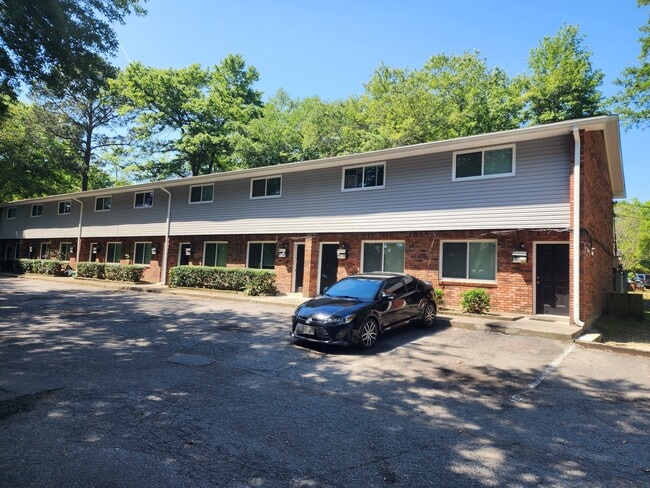 Building Photo - 815 Raleigh St