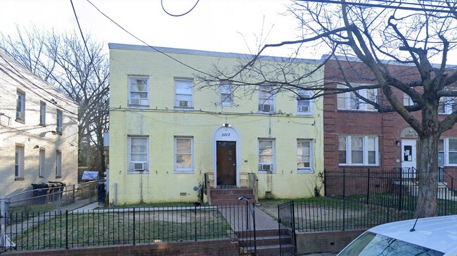 Building Photo - 5013 1st St NW
