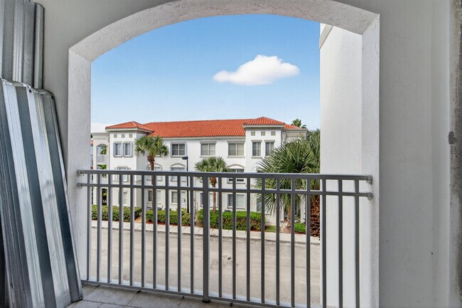 Building Photo - 11015 Legacy Ln