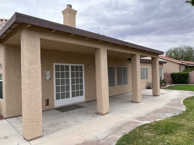 Building Photo - 678 Kentons Run Ave
