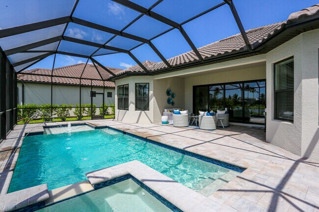 Building Photo - BRAND NEW** STUNNING POOL HOME**PROFESSIONALLY DECORATED**3 BEDS + DEN/ 3 FULL BATHS***ESPLANADE ...