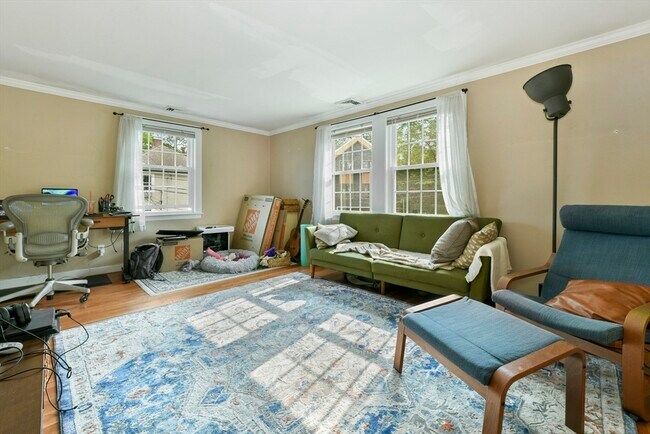 Building Photo - 38 Nathan Rd