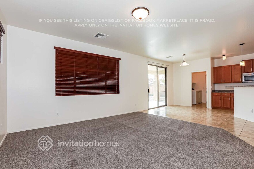 Building Photo - 19335 E Canary Way