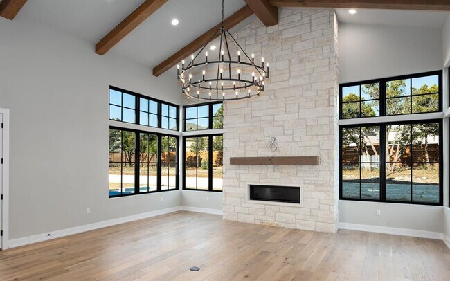 Building Photo - 15700 Grumbles Ln