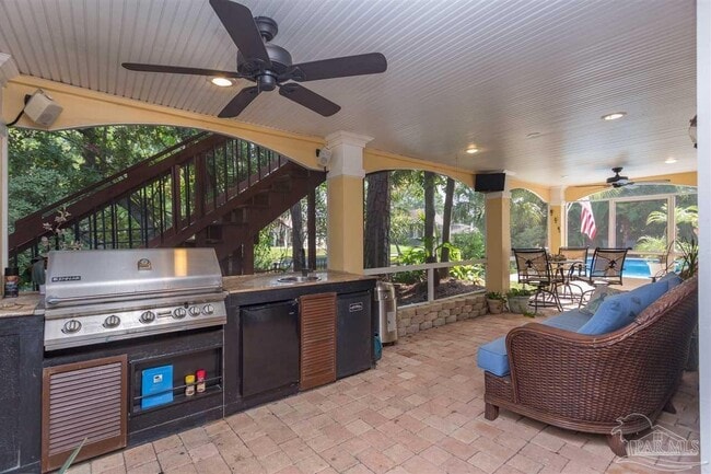 Building Photo - 1611 Luzon Ln