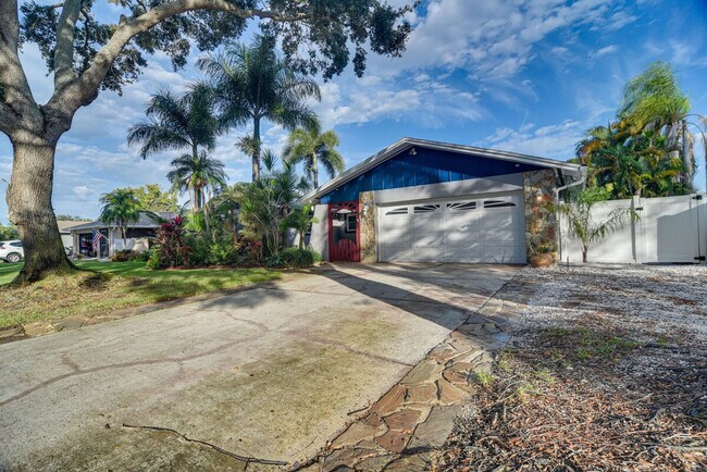 Building Photo - 2360 Willow Tree Trail