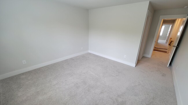 Building Photo - 3 Bed, 3 Bath Townhome Available in Boilin...