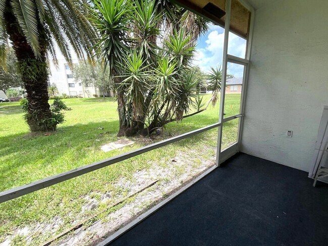 Building Photo - 3166 Via Poinciana