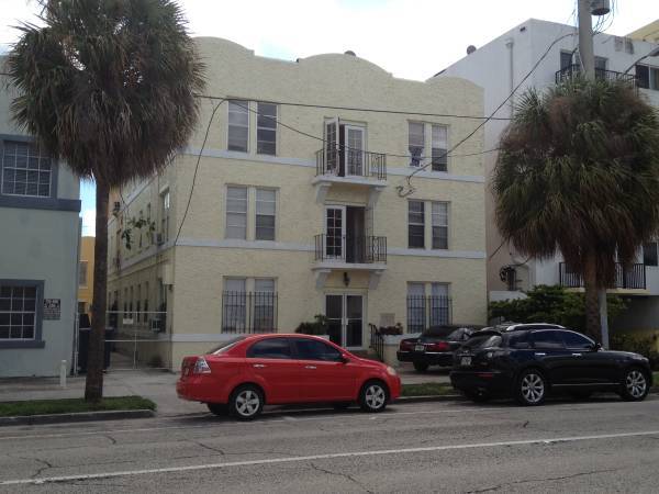 Primary Photo - 2110 W Flagler St