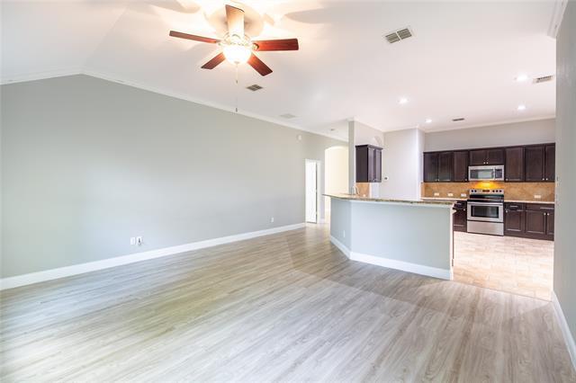 Building Photo - 901 Kiowa Dr