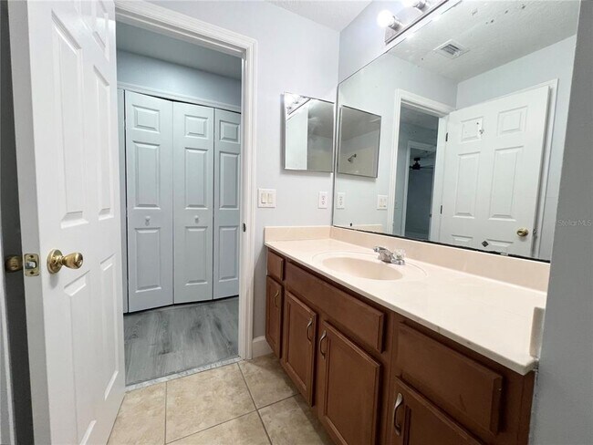 Building Photo - 9788 Tivoli Villa Dr