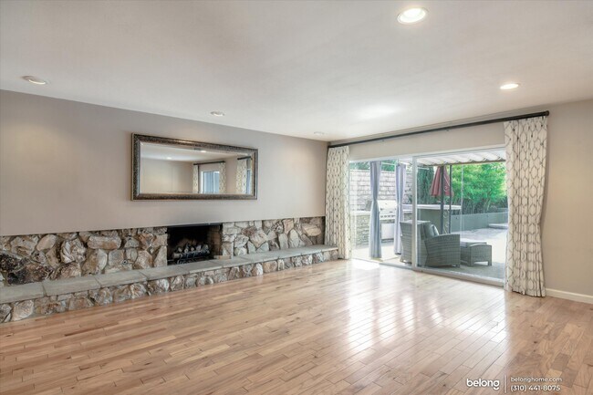 Building Photo - 26078 Adamor Rd