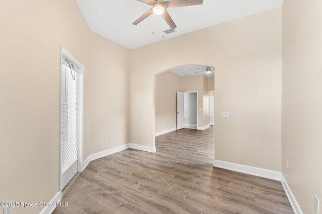 Building Photo - 3650 Chardonnay Dr