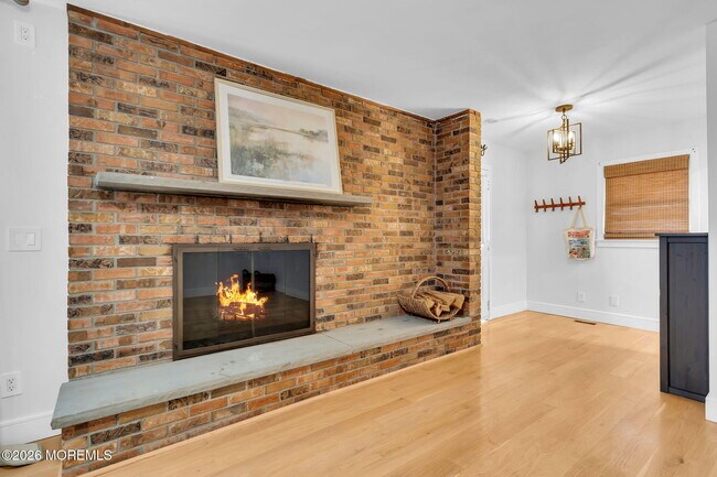 Building Photo - 38 Brinckerhoff Ave